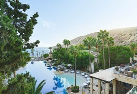 Columbia Beach Resort