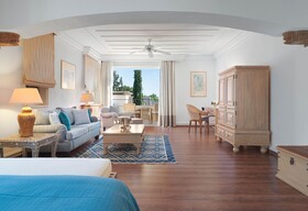 Columbia Beach Resort