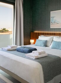 Chris Le Mare Gold Luxury Villa
