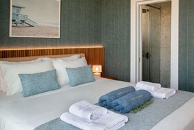Chris Le Mare Gold Luxury Villa