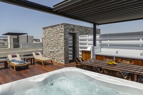 Chris Le Mare Gold Luxury Villa