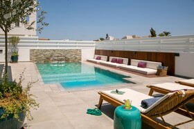 Chris Le Mare Gold Luxury Villa