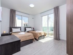 Green Bay Villas