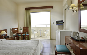 Cavo Zoe Seaside Hotel