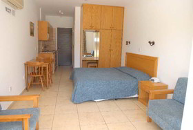 Maistrali Beach Hotel Apartments