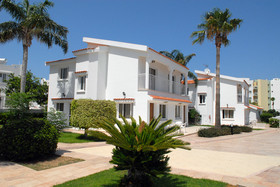 Maistrali Beach Hotel Apartments