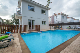 Pernera Sea Holiday Villa