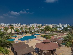 Polycarpia Hotel
