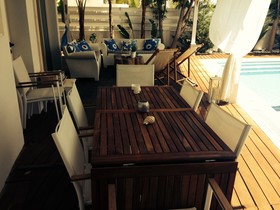 Riverland Villa