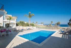 Shaye Frontline Villa