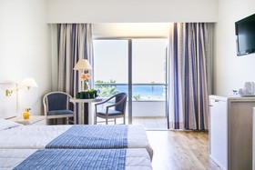 The Golden Coast Beach Hotel