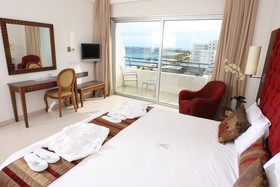 Vrissiana Beach Hotel
