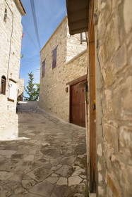 Thyone Gaia Cottage