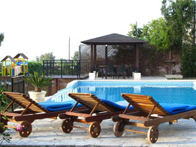 Knossos Villa by Webooking