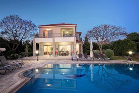 Niki Villa
