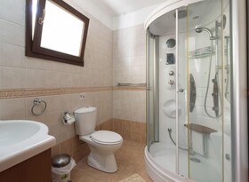 Villa Tsikkos Tria