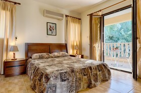 Villa Tsikkos Tria