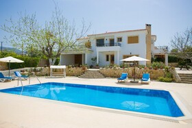 Villa Xenios Dias