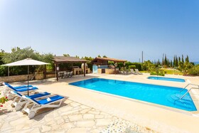 Villa Xenios Dias