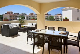 St Nicolas Elegant Residences