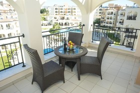 St Nicolas Elegant Residences