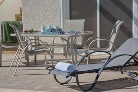 Coral Bay Beach Breeze Villa