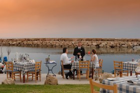 Coral Beach Hotel & Resort