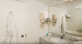 Coral Beach Hotel & Resort