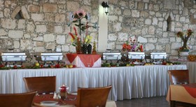 Corallia Beach Hotel Apartments