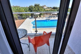 Oniros Villa