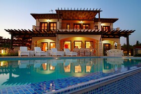 Aphrodite Hills Rentals - The Mythos Villa Collection