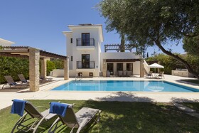 Aphrodite Hills Rentals - Superior Villas