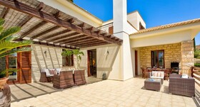 Villa Tala