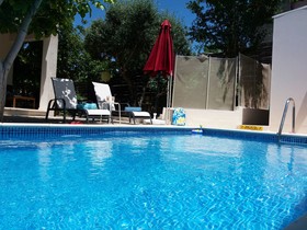 Aria Holiday House