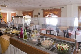 Akamanthea Holiday Village