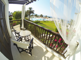 Latchi Family Resort