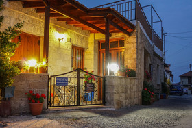 Omodos Village Houses - Pantelis  & Olga &  Marios &  Iacovos