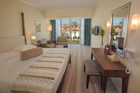 Alexander The Great Beach Hotel