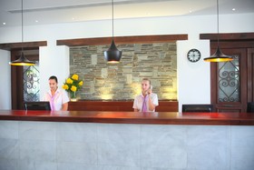 Aliathon Resort