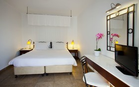 Aliathon Resort