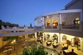 Aliathon Resort