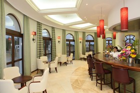 Aliathon Resort