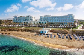 Amavi MadeForTwo Hotels