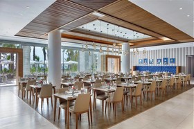 Amavi MadeForTwo Hotels