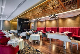 Amavi MadeForTwo Hotels