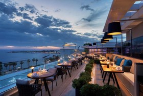 Amavi MadeForTwo Hotels