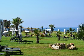 Amphora Hotel & Suites