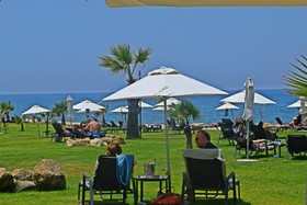 Amphora Hotel & Suites