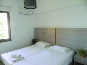 Andries Apartments