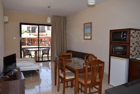 Anna Apartments